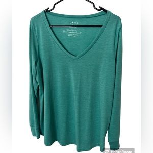 Torrid brand size 0 (straight size 12) long sleeve t shirt, color teal.